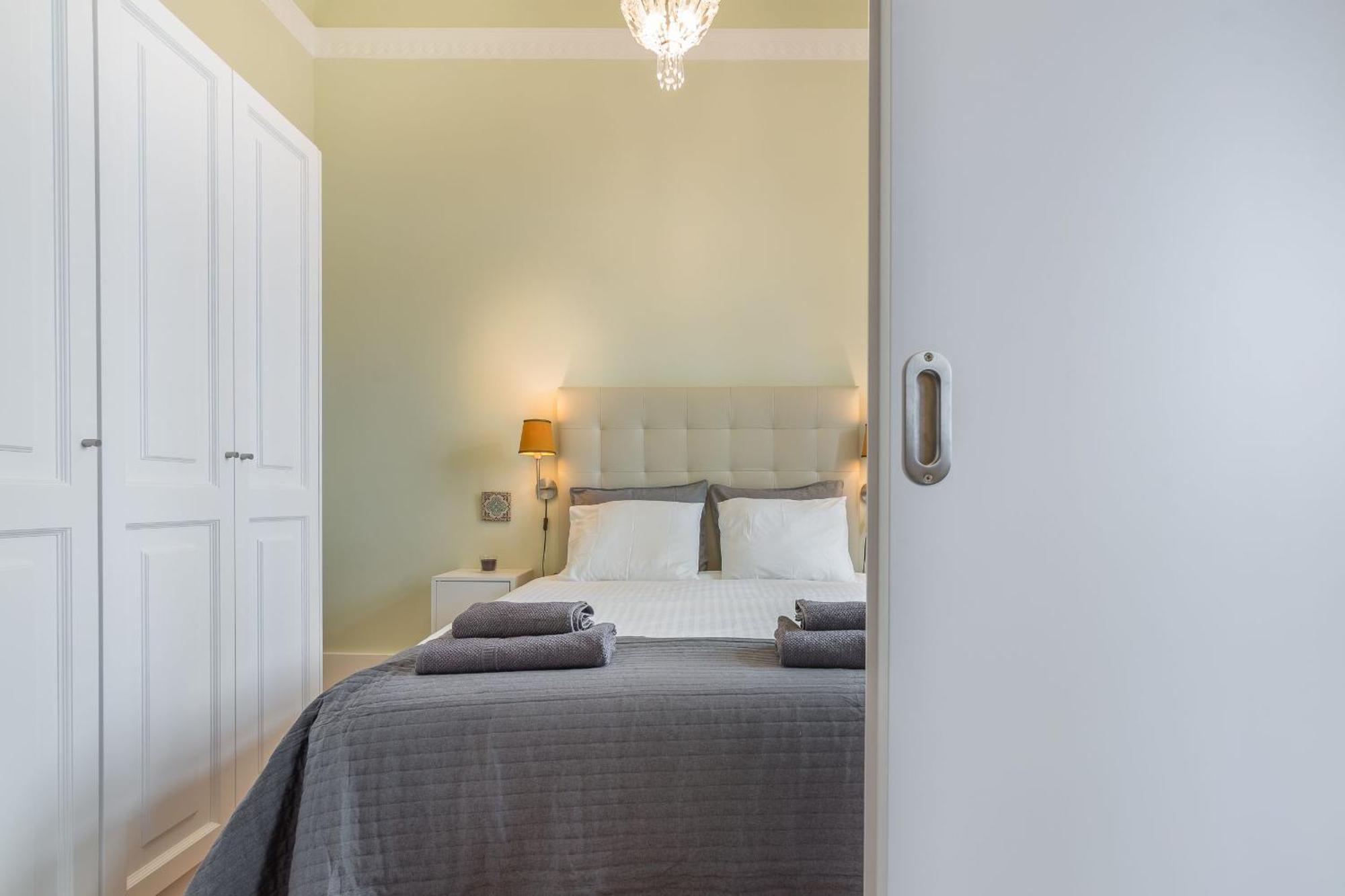 Renoviertes Jahrhundert In Der Naehe Des Schlosses Apartment Lisbon